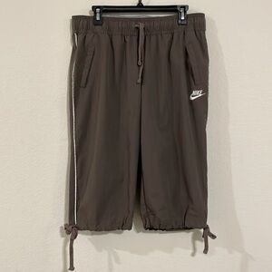 Vintage Nike Brown Capris